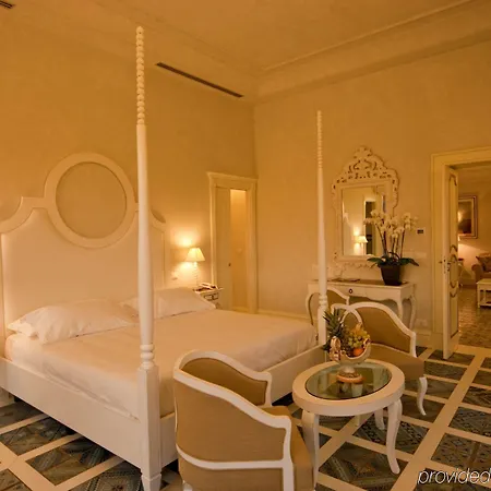 Athena Hotel