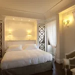 Athena Szálloda 5*