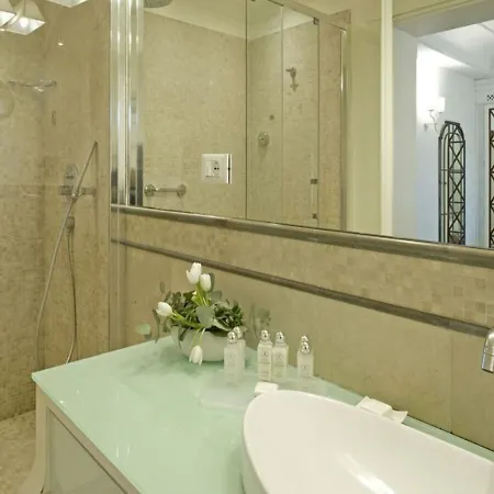 Athena 5* Агрідженто