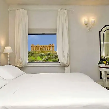 Athena 5*