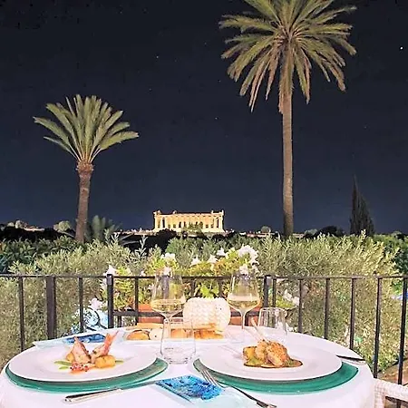 Hotel Athena 5*